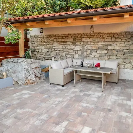 Appartamento Vintage Garden Pola